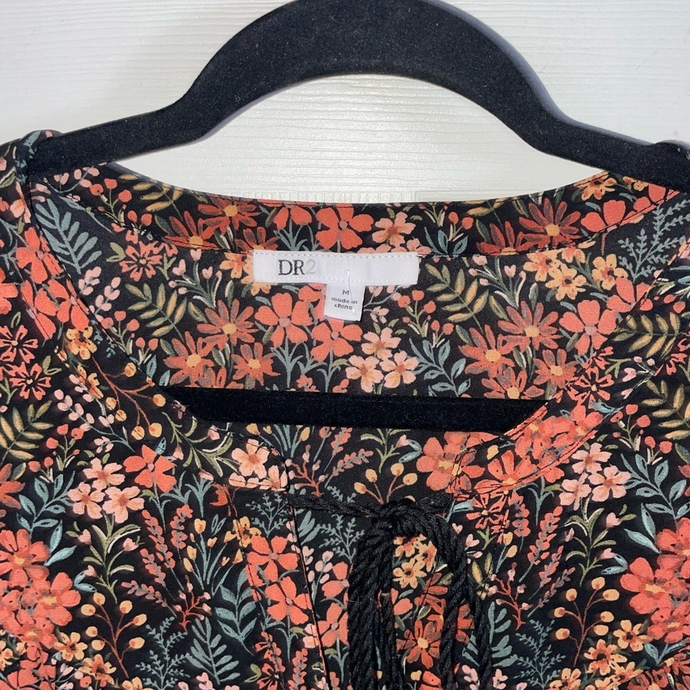 DR2 Elegant Floral Women's Blouse - Black and Orange Medium - Picture 3 of 4